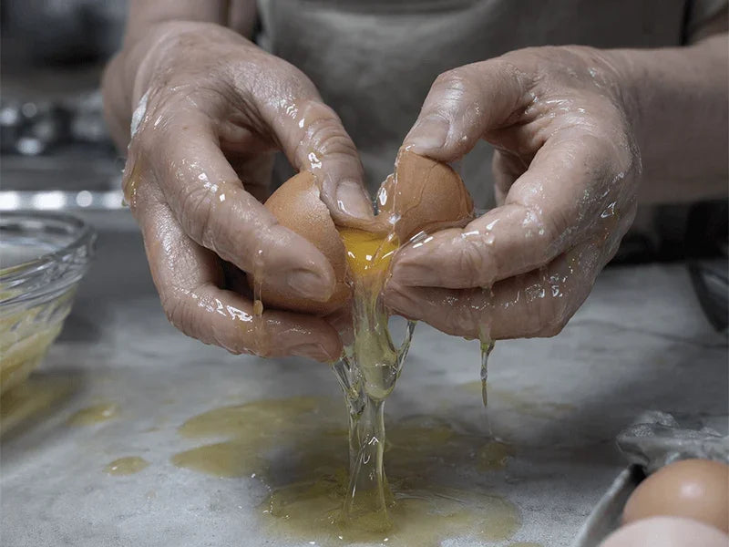 🍳 Quick Egg Cracker Tool – Open Hundreds Of Eggs Faster & Cleaner——Microwave Egg Poacher 🔥